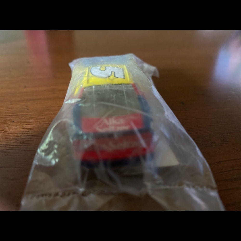 Hot Wheels Alka Seltzer Bayer COLLECTIBLE CAR